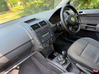 Volkswagen POLO 1.4 Polo S 75 5dr