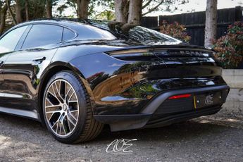 PORSCHE TAYCAN Taycan 4x2 4dr