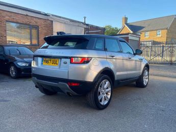 Land Rover Range Rover Evoque 2.0 TD4 SE Tech SUV 5dr Diesel Auto 4WD Euro 6 (s/s) (180 ps)