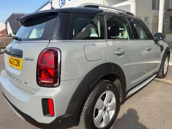 MINI COUNTRYMAN 1.5 Countryman Cooper Classic Auto 5dr