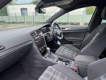 VOLKSWAGEN GOLF 1.4 Golf GTE Advance Semi-Automatic 5dr - NATIONAL DELIVERY*