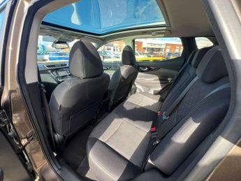 NISSAN QASHQAI 1.2 Qashqai N-Tec+ DiG-T CVT 5dr - NATIONAL DELIVERY*