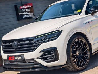 Volkswagen TOUAREG 3.0 Touareg V6 Black Edition TDI Auto 4WD 5dr