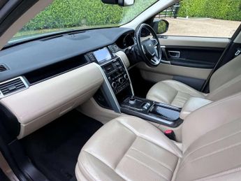 Land Rover DISCOVERY SPORT 2.0 Discovery Sport HSE TD4 Auto 4WD 5dr
