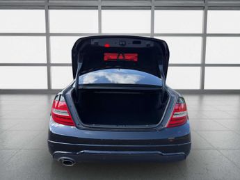 Mercedes-Benz C Class 1.6 C180 BlueEfficiency AMG Sport Coupe 2dr Petrol G-Tronic+ Eur