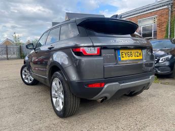 Land Rover Range Rover Evoque 2.0 TD4 SE Tech SUV 5dr Diesel Auto 4WD Euro 6 (s/s) (180 ps)