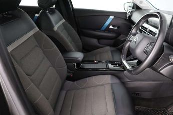 Citroen e-C4 50kWh Shine Hatchback 5dr Electric Auto (136 ps)