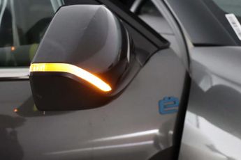 Citroen e-C4 50kWh Shine Hatchback 5dr Electric Auto (136 ps)