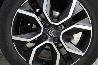 Citroen e-C4 50kWh Shine Hatchback 5dr Electric Auto (136 ps)