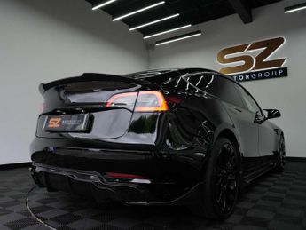 Tesla Model 3 Model 3 Long Range AWD 4WD 4dr