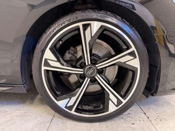 Audi A4 2.0 A4 Black Edition 35 TFSI MHEV Semi-Auto 5dr