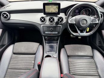 Mercedes-Benz CLA 2.1 CLA200d AMG Line Coupe 4dr Diesel 7G-DCT Euro 6 (s/s) (136 p
