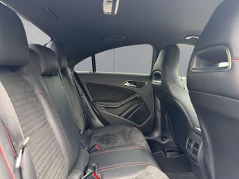 Mercedes-Benz CLA 2.1 CLA200d AMG Line Coupe 4dr Diesel 7G-DCT Euro 6 (s/s) (136 p
