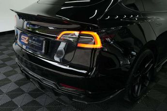 Tesla Model 3 Model 3 Long Range AWD 4WD 4dr