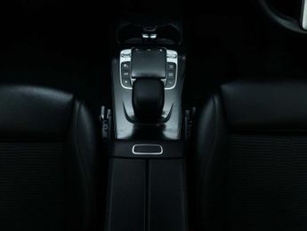 MERCEDES-BENZ A Class 1.5 A180d Sport (Executive) Hatchback 5dr Diesel 7G-DCT Euro 6 (