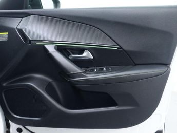 PEUGEOT E-2008 50kWh GT SUV 5dr Electric Auto (7kW Charger) (136 ps)