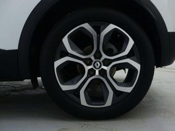 RENAULT CAPTUR 1.6 E-TECH techno SUV 5dr Petrol Hybrid Auto Euro 6 (s/s) (145 p