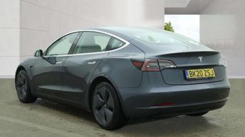 TESLA MODEL 3 Model 3 Standard Range + 4dr