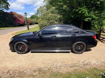 MERCEDES-BENZ C-CLASS 6.2 C63 AMG Auto 4dr