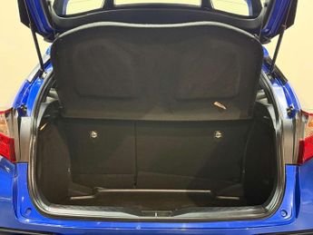 Toyota C-HR 1.8 C-HR Icon HEV CVT 5dr