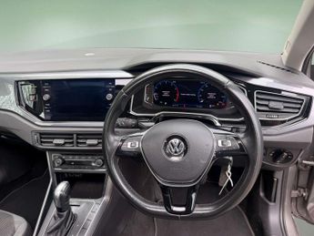 Volkswagen Polo 1.0 Polo SEL TSi Semi-Auto 5dr