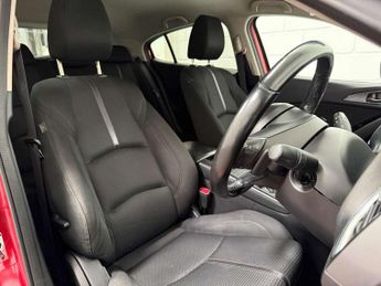 Mazda Mazda3 2.0 SKYACTIV-G Sport Nav Hatchback 5dr Petrol Auto Euro 5 (s/s) 