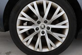 Skoda Superb 1.5 TSI ACT SE L Estate 5dr Petrol DSG Euro 6 (s/s) (150 ps)