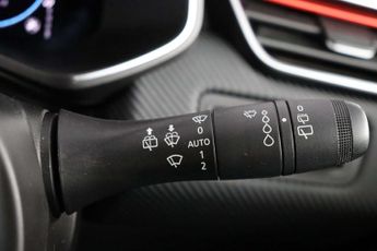 Renault Clio 1.6 E-TECH RS Line Hatchback 5dr Petrol Hybrid Auto Euro 6 (s/s)