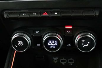 Renault Clio 1.6 E-TECH RS Line Hatchback 5dr Petrol Hybrid Auto Euro 6 (s/s)