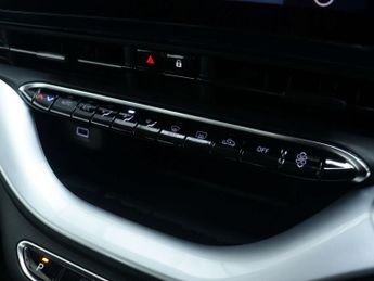 FIAT 500E 42kWh Icon Hatchback 3dr Electric Auto (118 ps)
