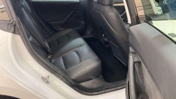 TESLA MODEL 3 Saloon 4dr Electric Auto RWD (241 bhp)