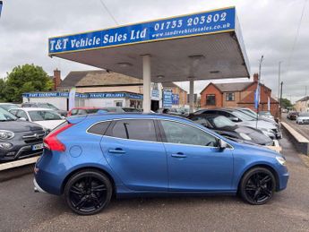 VOLVO V40 1.5 V40 R-Design Pro T2 Auto 5dr