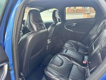 VOLVO V40 1.5 V40 R-Design Pro T2 Auto 5dr