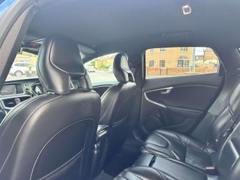 VOLVO V40 1.5 V40 R-Design Pro T2 Auto 5dr