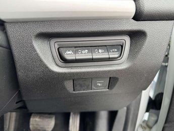 RENAULT ZOE Zoe Iconic Rapid Charge EV 50 5dr
