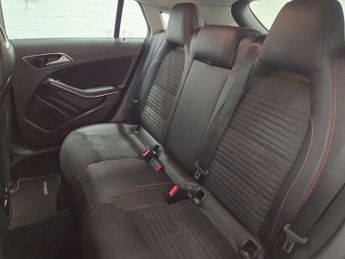 Mercedes-Benz CLA 1.6 CLA 200 AMG Line Edition 5dr