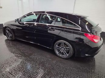 Mercedes-Benz CLA 1.6 CLA 200 AMG Line Edition 5dr