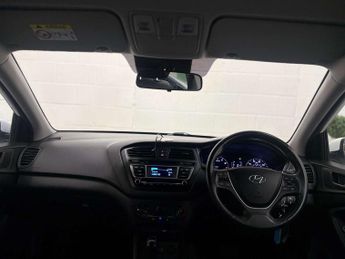 Hyundai i20 1.4 SE Hatchback 5dr Petrol Auto Euro 6 (100 ps)
