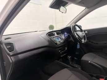 Hyundai i20 1.4 SE Hatchback 5dr Petrol Auto Euro 6 (100 ps)