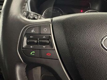 Hyundai i20 1.4 SE Hatchback 5dr Petrol Auto Euro 6 (100 ps)