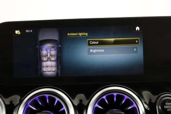 Mercedes-Benz GLA 1.3 GLA200 AMG Line (Premium) SUV 5dr Petrol 7G-DCT Euro 6 (s/s)