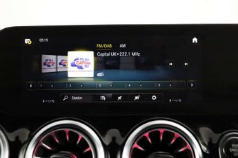 Mercedes-Benz GLA 1.3 GLA200 AMG Line (Premium) SUV 5dr Petrol 7G-DCT Euro 6 (s/s)