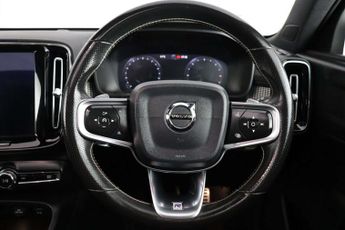 Volvo XC40 2.0 D4 R-Design Pro SUV 5dr Diesel Auto AWD Euro 6 (s/s) (190 ps