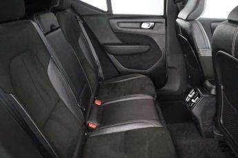 Volvo XC40 2.0 D4 R-Design Pro SUV 5dr Diesel Auto AWD Euro 6 (s/s) (190 ps