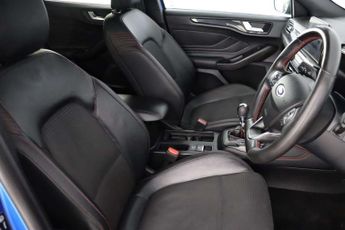 Ford Focus 1.0T EcoBoost MHEV ST-Line X Edition Hatchback 5dr Petrol Manual