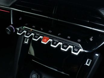 PEUGEOT E-2008 50kWh GT SUV 5dr Electric Auto (7kW Charger) (136 ps)