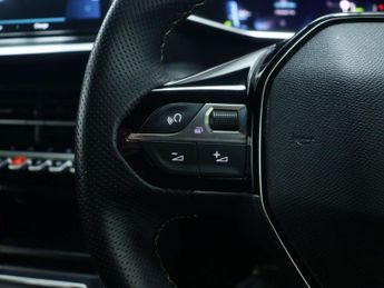 PEUGEOT E-2008 50kWh GT SUV 5dr Electric Auto (7kW Charger) (136 ps)