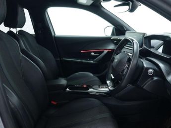 PEUGEOT E-2008 50kWh GT SUV 5dr Electric Auto (7kW Charger) (136 ps)