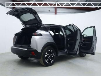 PEUGEOT E-2008 50kWh GT SUV 5dr Electric Auto (7kW Charger) (136 ps)
