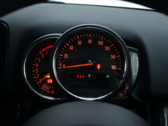 MINI COUNTRYMAN 1.5 Cooper Classic SUV 5dr Petrol Steptronic Euro 6 (s/s) (136 p